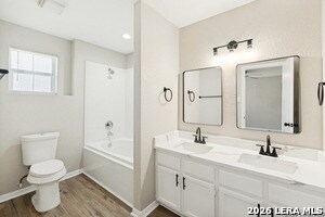 Building Photo - 4807 Highland Farm