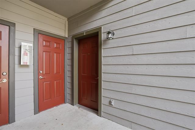 Building Photo - 514 E Hazelwood St