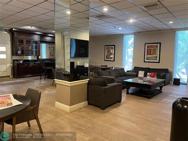 Building Photo - 1900 S Ocean Blvd