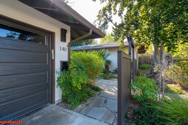 Building Photo - Beautiful Los Gatos Home | Remodeled | Swi...