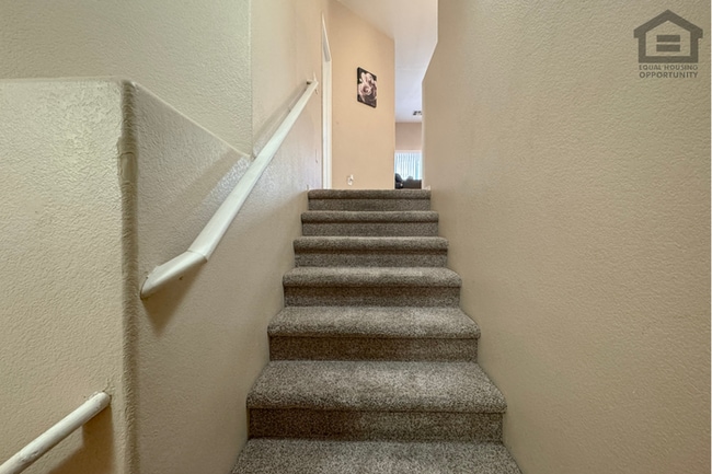 Building Photo - 2Bed/2Bath Furnished Condo in North Chandler! Ready for Immediate Move-In!