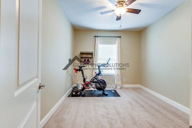 Building Photo - 1337 Moher Blvd