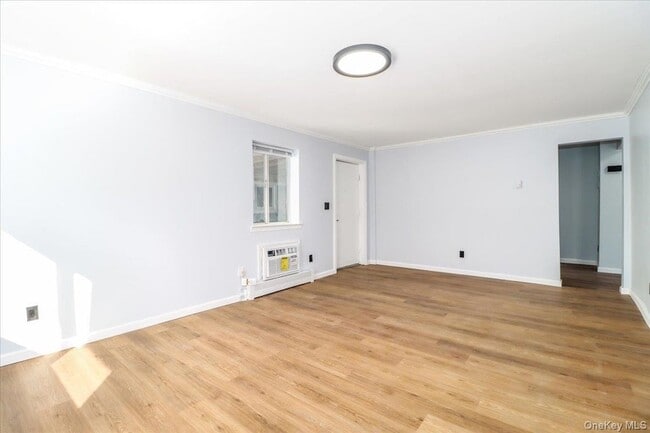 Building Photo - 615 Fox Run Ln