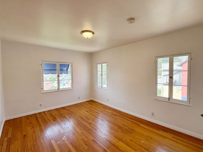 Building Photo - 1505 Occidental Blvd