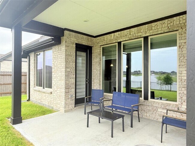 Building Photo - 5202 Mulberry Thicket Trl