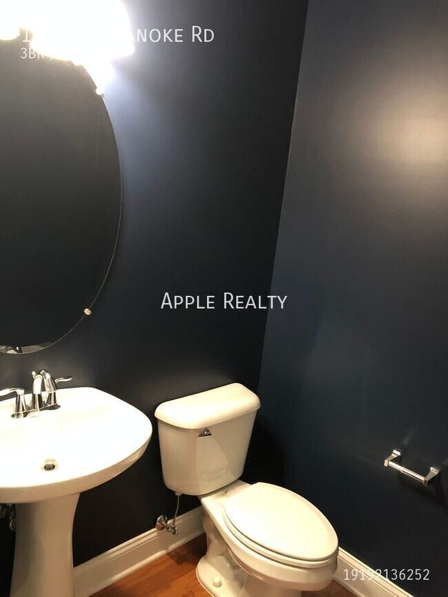 Building Photo - 1004 Chapanoke Rd