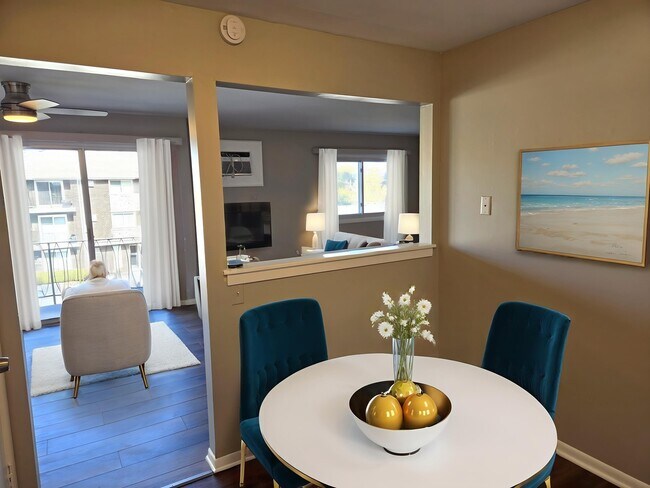 Building Photo - 4712 W 107th St