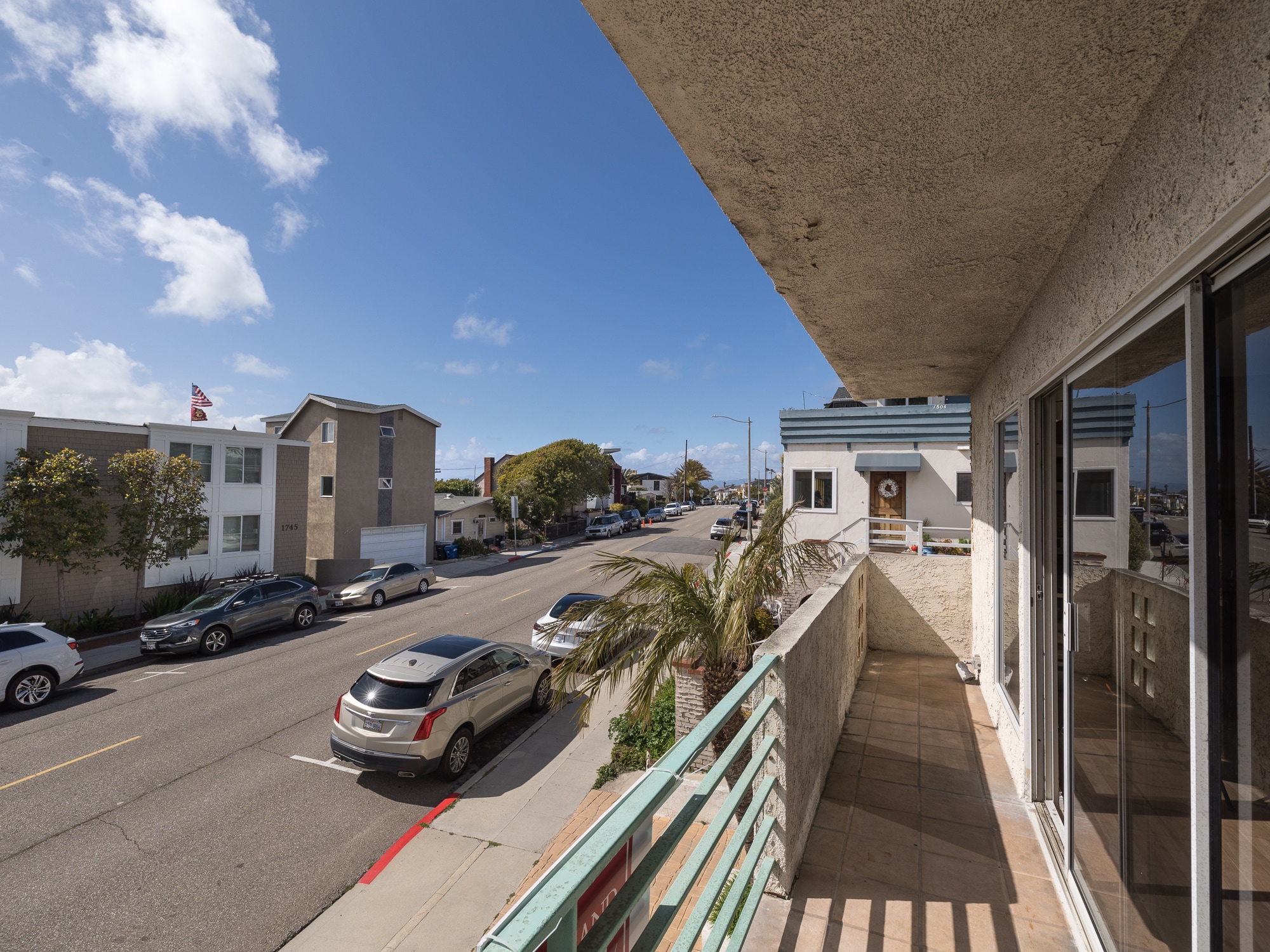 Building Photo - 1744 Manhattan Ave
