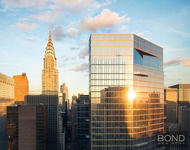 Building Photo - 222 E 44th St