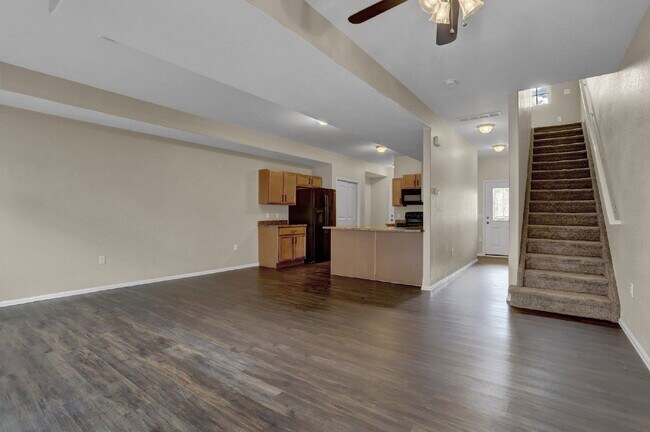 Building Photo - 5322 Canadian Rose View