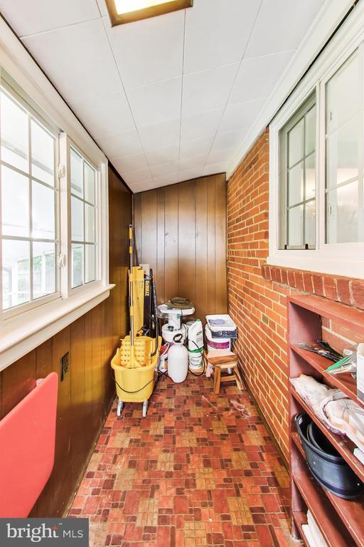 Building Photo - 7215 Normandy Ln