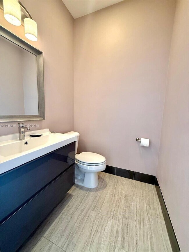 Building Photo - 1355 NW 154th Ln