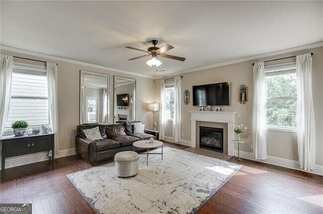 Building Photo - 6896 Big Sky Dr