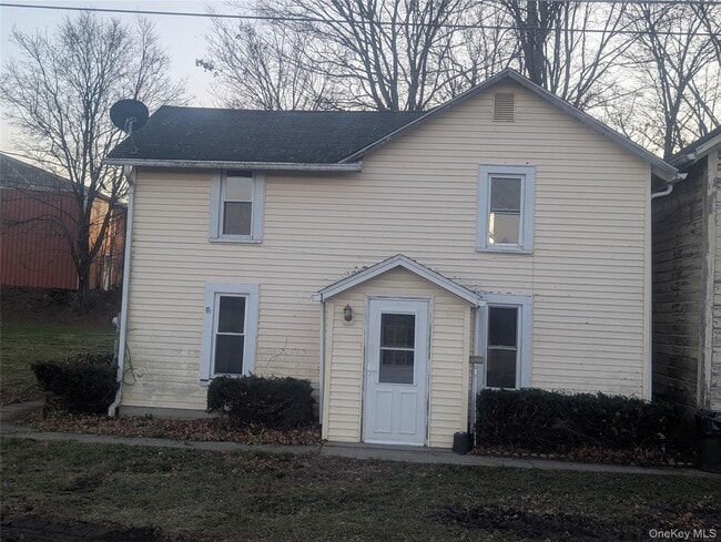 Building Photo - 217 King Rd