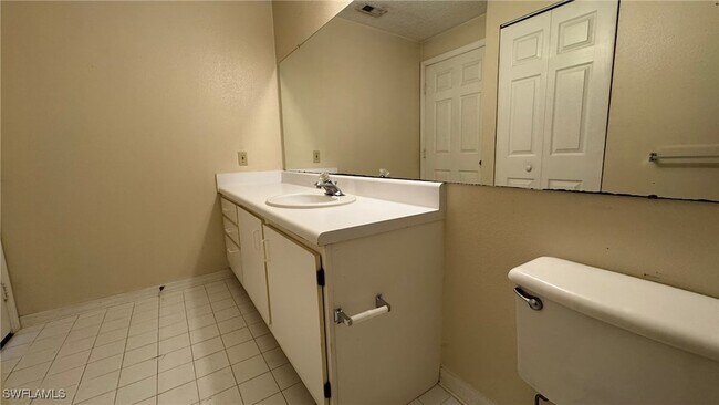 Building Photo - 11490 Villa Grand
