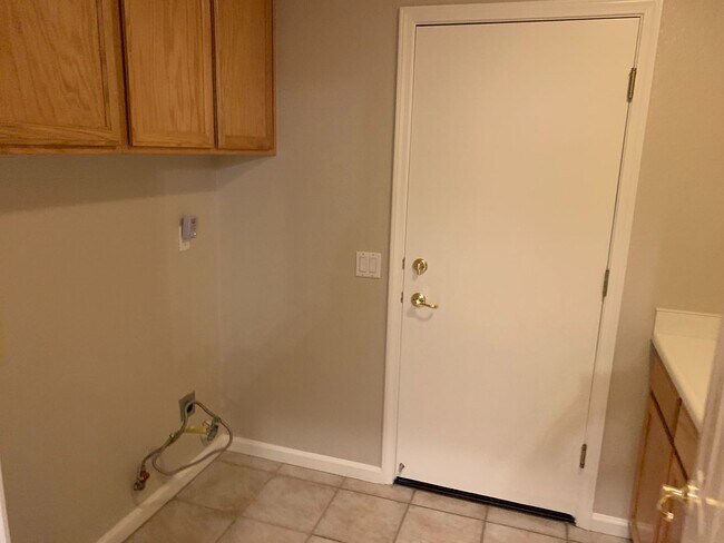 Building Photo - Beautiful Brentwood Summerset 1 Home (55+ living) - 2 Bedroom, 2 Bath