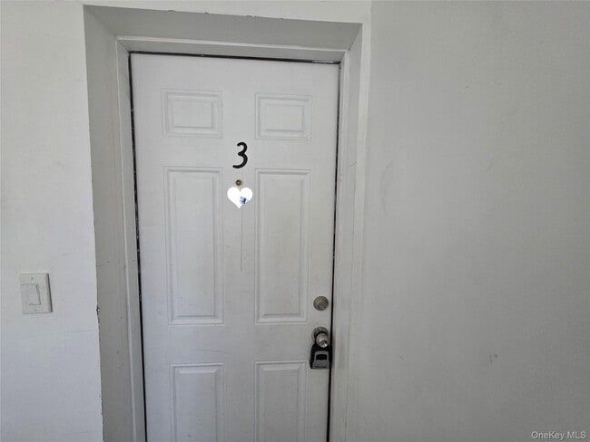 Building Photo - 135 Fullerton Ave