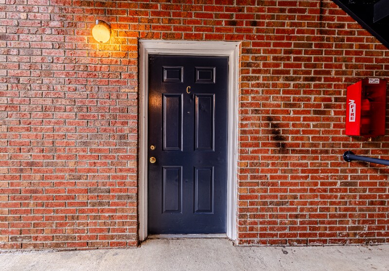 Building Photo - 585 Franklin Grove Church Rd