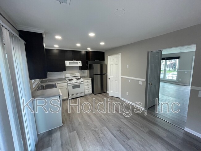 Building Photo - 12263 Granada Way
