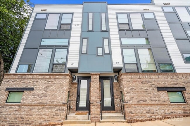 Building Photo - 411 Charles Ave