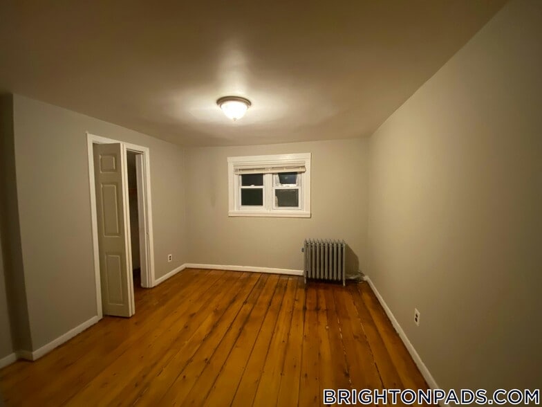 Building Photo - 20 Kelley Ct