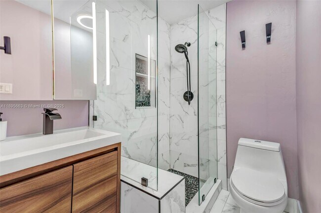 Building Photo - 9212 NW 81st Pl