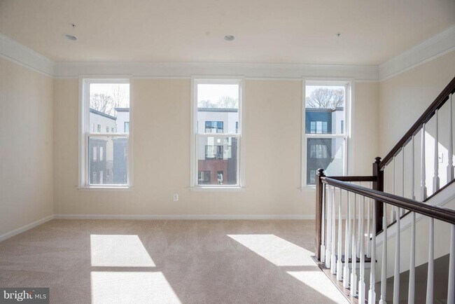 Building Photo - 4939 Trail Vista Ln