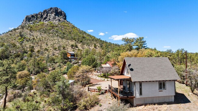 Building Photo - 2314 Thumb Butte Rd