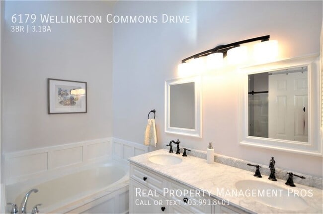 Building Photo - 6179 Wellington Commons Dr