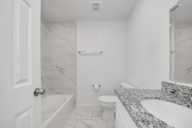 Building Photo - 8125 Laura Koppe Rd