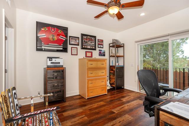 Building Photo - 527 Liverpool Dr