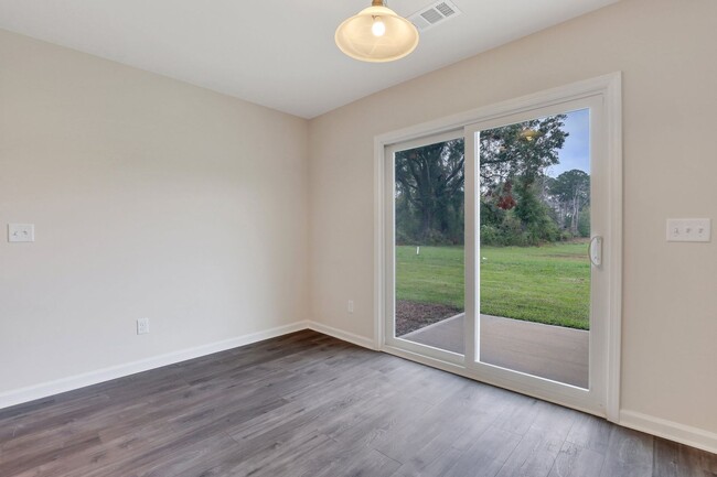 Building Photo - Hartford - Statesboro Townhomes