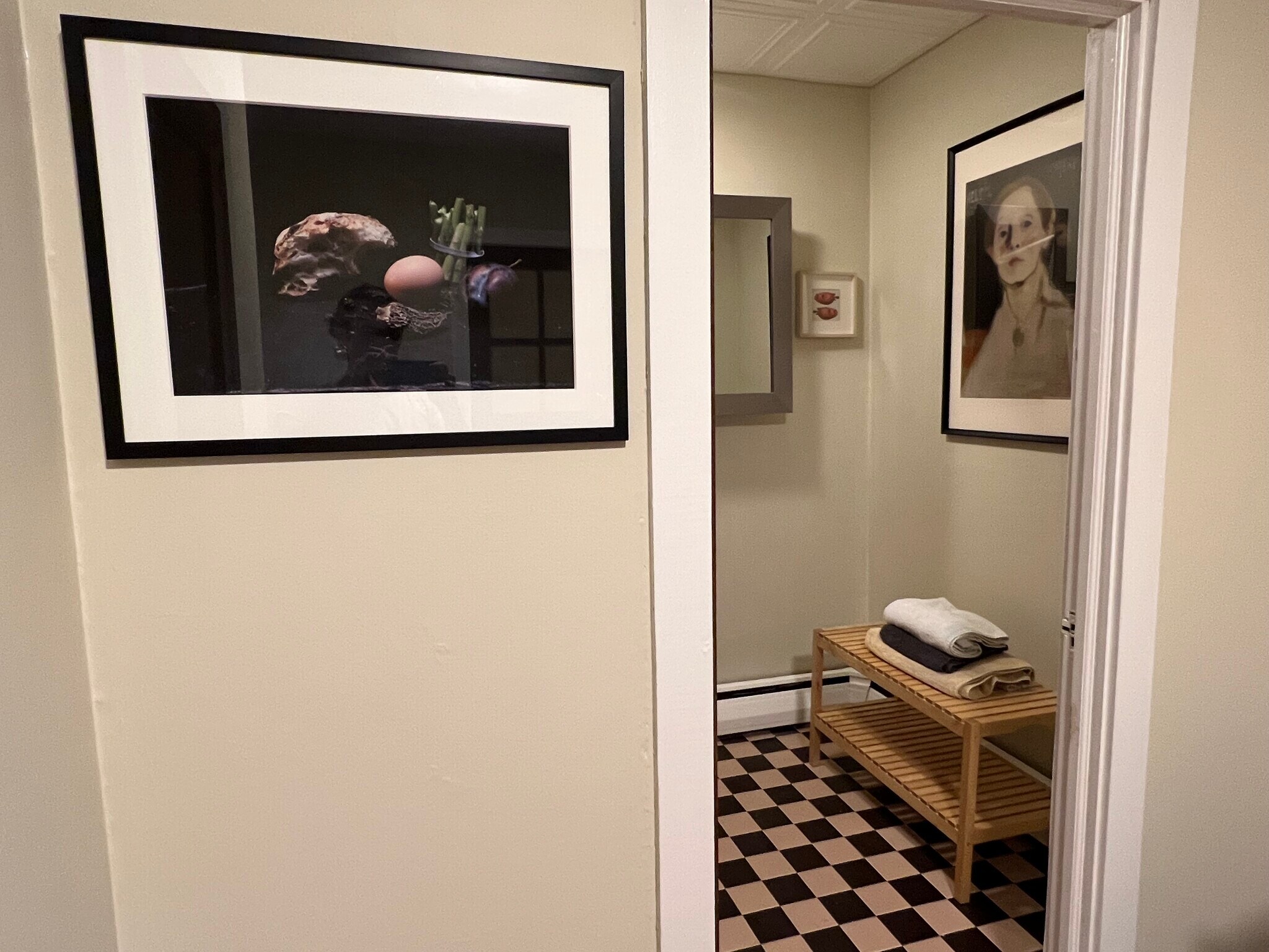 Building Photo - 151 1/2 Bradley St