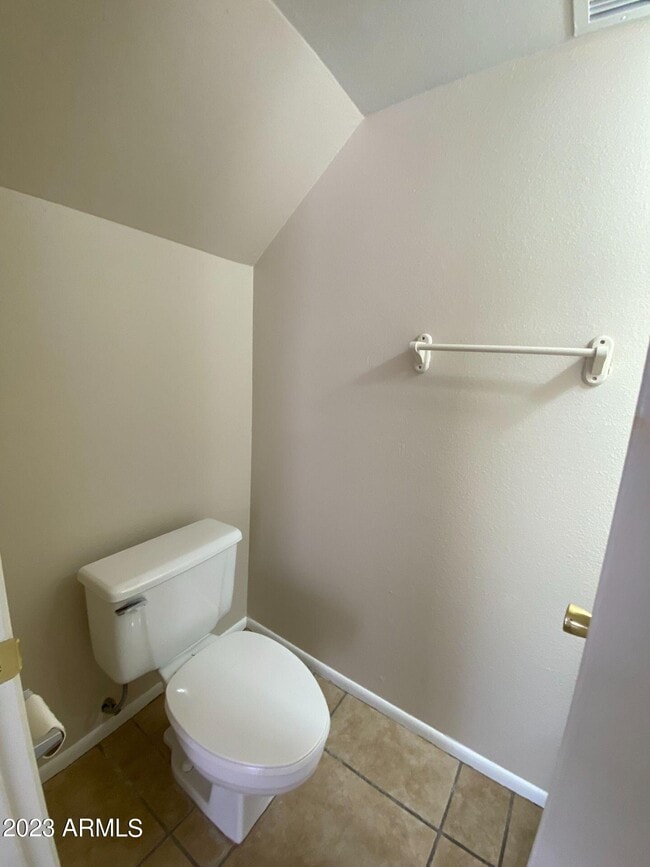 Building Photo - 17024 E Calle Del Oro