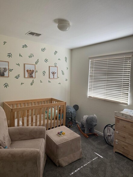 Building Photo - 5153 Burton Dr