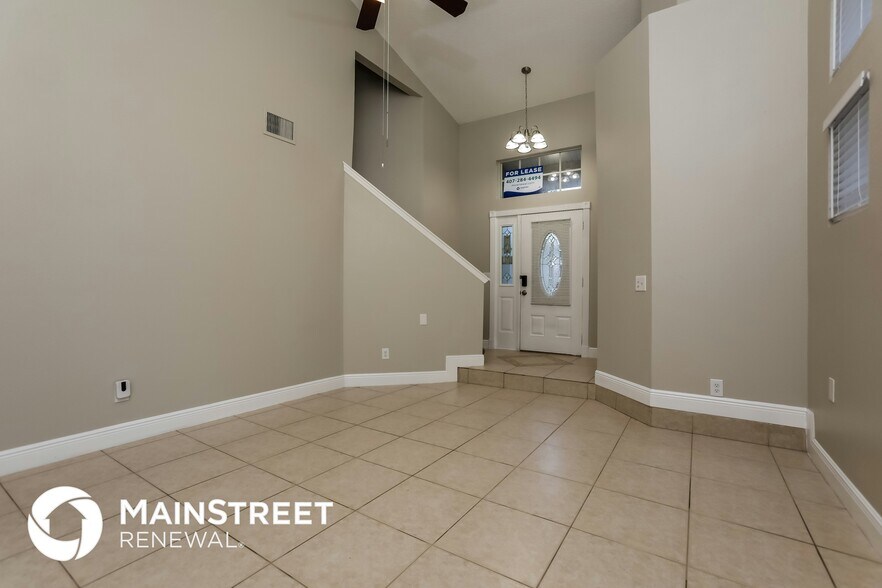 Building Photo - 10729 Satinwood Cir