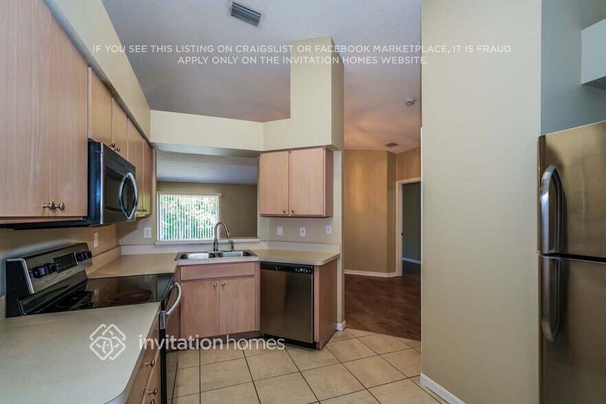 Building Photo - 11741 Brenford Crest Dr