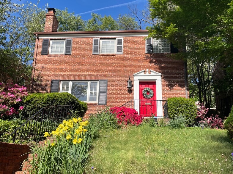 Primary Photo - 2502 Sanford St