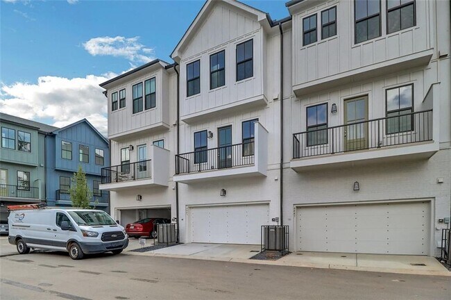 Building Photo - 4443 Buckley Way #65