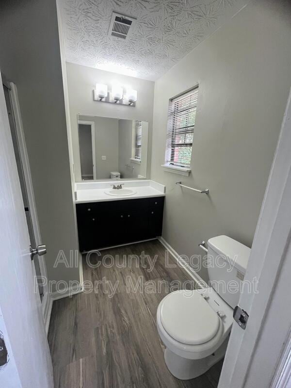 Building Photo - 3081 Parkside Ct