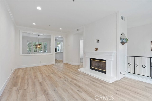 Building Photo - 15 Florentine