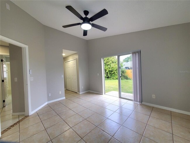 Building Photo - 10237 Vista Cove Ln