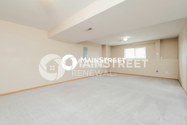 Building Photo - 11521 N Ditzler Ave, Kansas City, MO 64157