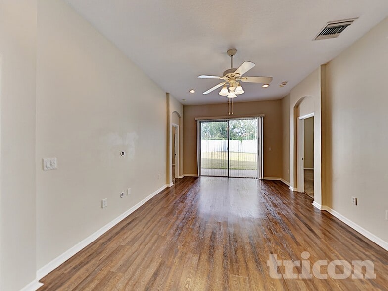 Building Photo - 1926 Sean Wood Cir