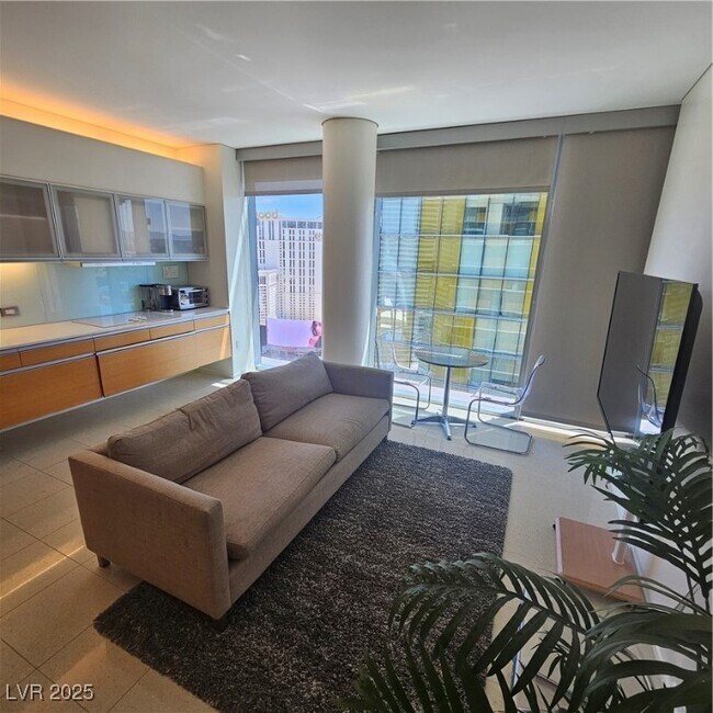 Building Photo - 3726 S Las Vegas Blvd