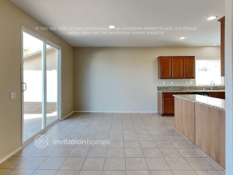 Building Photo - 1956 Montanra Ln