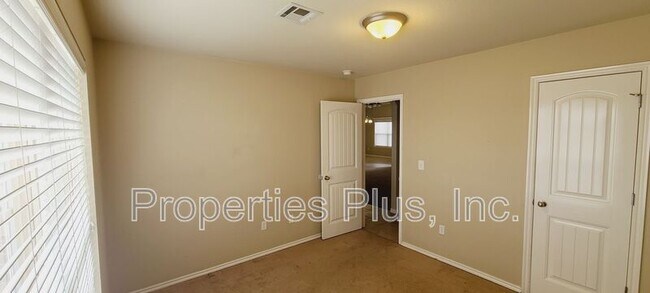 Building Photo - 8421 Dunnwood Rd