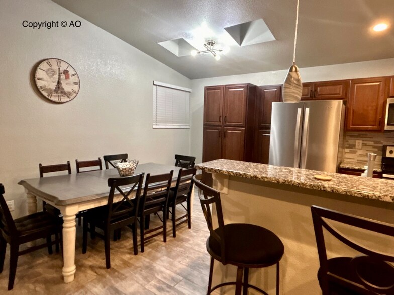 Building Photo - 3108 Moonbeam Cir S