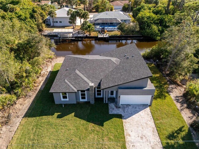 Building Photo - 70 McDill Dr