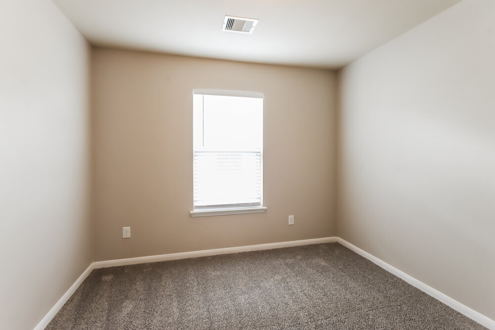 Building Photo - 18706 Walden Glen Cir